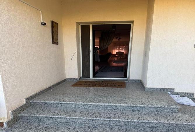 82603649 - Property Image 3