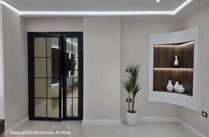 Apartment - 3 Bedrooms - 2 Bathrooms for sale in Gate 4 old - Horus - Hadayek El Ahram - Giza Apartment - 3 Bedrooms - 2 Bathrooms for sale in Gate 4 old - Horus - Hadayek El Ahram - Giza