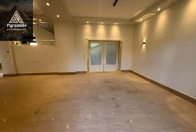 57252627 - Property Image 3