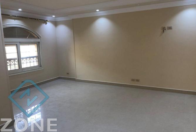 98837677 - Property Image 3