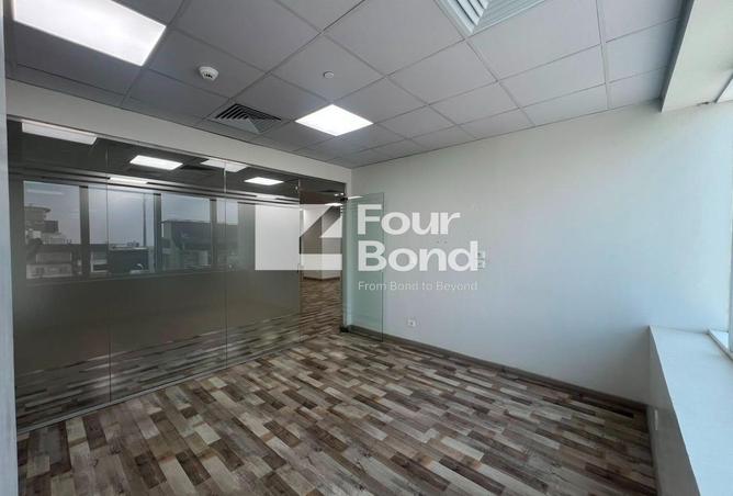 98815663 - Property Image 3