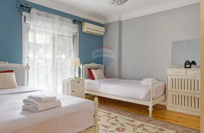 شقة - 2 غرف نوم - 2 حمامات للايجار في شارع الجزيرة الوسطى (شارع يوسف كامل) - الزمالك - القاهرة