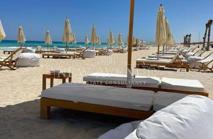 Chalet - 2 Bedrooms - 2 Bathrooms for sale in Seashore - Ras Al Hekma - North Coast