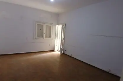 مساحات مكتبية - 3 غرف نوم للايجار في شارع البطل احمد عبد العزيز - المهندسين - الجيزة