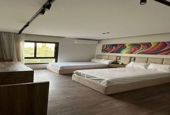 72450902 - Property Image 2