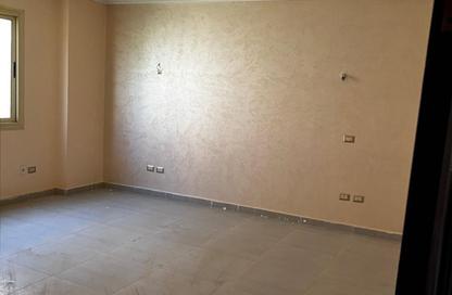 Apartment - 3 Bedrooms - 2 Bathrooms for rent in Al Sheikh Abdel Galil Eissa St. - El Banafseg 8 - El Banafseg - New Cairo City - Cairo