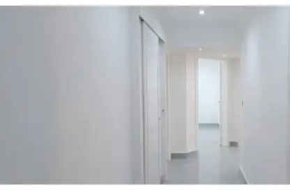 شقة - 3 غرف نوم - 1 حمام للبيع في شارع ذاكر حسين - الحديقة الدولية - الحي السابع - مدينة نصر - القاهرة