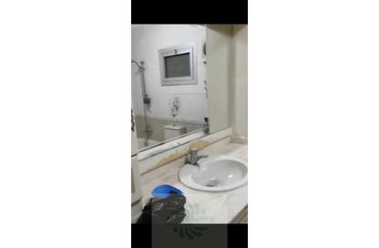 شقة - 3 غرف نوم - 2 حمامات للبيع في شارع السودان - المهندسين - الجيزة