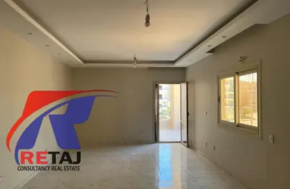Apartment - 3 Bedrooms - 2 Bathrooms for rent in South Lotus - El Lotus - New Cairo City - Cairo