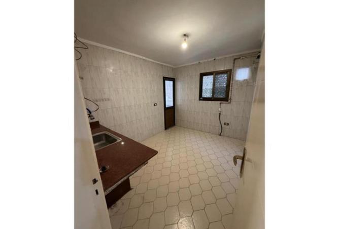 8709967 - Property Image 2