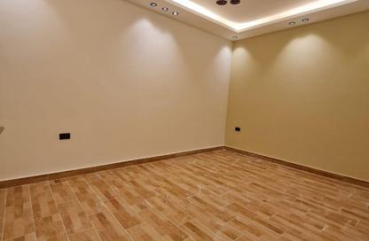 Apartment - 3 Bedrooms - 2 Bathrooms for sale in Gate 2 - Ahmose - Hadayek El Ahram - Giza