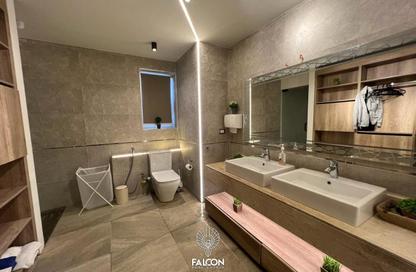 Villa - 5 Bedrooms - 5 Bathrooms for sale in Hacienda West - Ras Al Hekma - North Coast