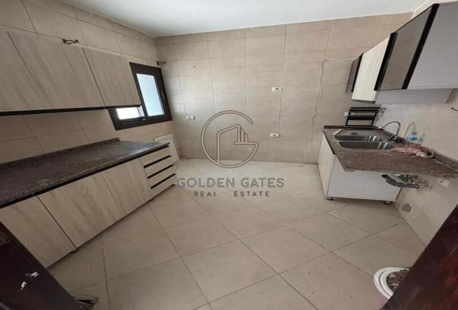 97437472 - Property Image 3
