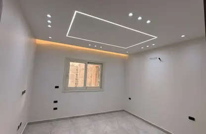 Apartment - 3 Bedrooms - 3 Bathrooms for rent in Rock Vera - 5th Settlement Compounds - The 5th Settlement - New Cairo City - Cairo