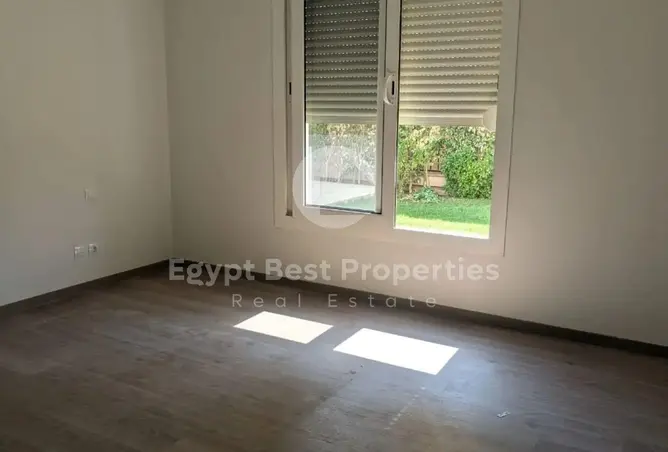 111888099 - Property Image 2