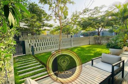 Villa - 4 Bedrooms - 4 Bathrooms for sale in The Crest - 5th Settlement Compounds - The 5th Settlement - New Cairo City - Cairo