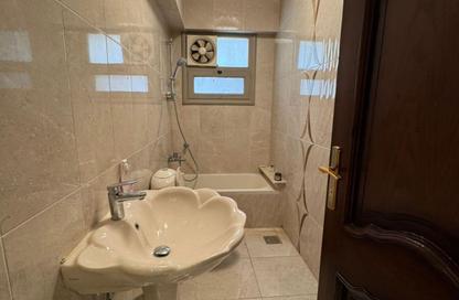 Apartment - 3 Bedrooms - 3 Bathrooms for rent in Mostafa Al Nahas St. - 6th Zone - Nasr City - Cairo