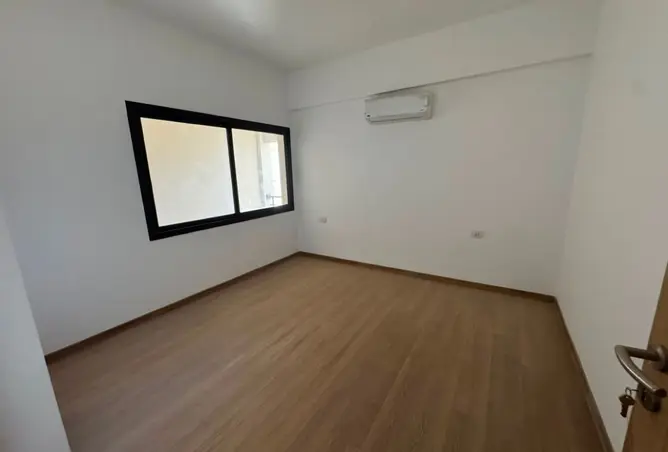 114897819 - Property Image 3