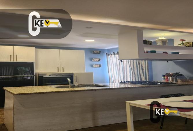 74042033 - Property Image 2