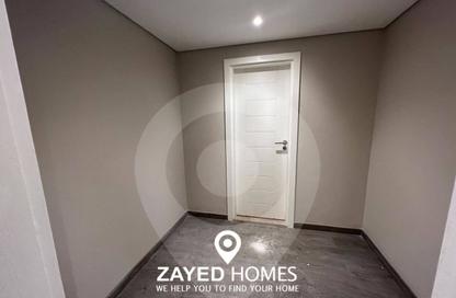شقة - 3 غرف نوم - 3 حمامات للايجار في نيو جيزة - طريق مصر اسكندرية الصحراوي - مدينة 6 أكتوبر - الجيزة