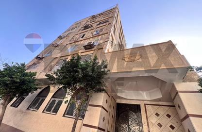 Half Floor - 7+ Bedrooms - 3 Bathrooms for rent in El Korba - Heliopolis - Masr El Gedida - Cairo