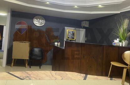 Half Floor - 7+ Bedrooms - 3 Bathrooms for rent in El Korba - Heliopolis - Masr El Gedida - Cairo