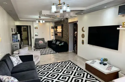 شقة - 3 غرف نوم - 3 حمامات للبيع في تبارك - زهراء المعادي - حي المعادي - القاهرة