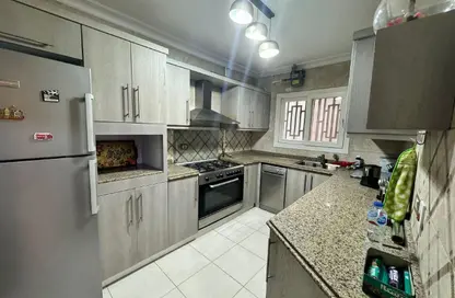 شقة - 5 غرف نوم - 3 حمامات للايجار في كونتيننتال جاردنز - الحي الثاني عشر - الشيخ زايد - الجيزة