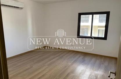 Apartment - 2 Bedrooms - 2 Bathrooms for sale in Moon Residences - Fifth Square - The 5th Settlement - New Cairo City - Cairo