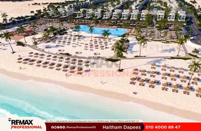 Chalet - 2 Bedrooms - 2 Bathrooms for sale in Marina 5 - Marina - Al Alamein - North Coast