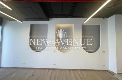 Office Space - 2 Bedrooms - 1 Bathroom for rent in Hyde Park Business District Mall - South Teseen St. - The 5th Settlement - New Cairo City - Cairo