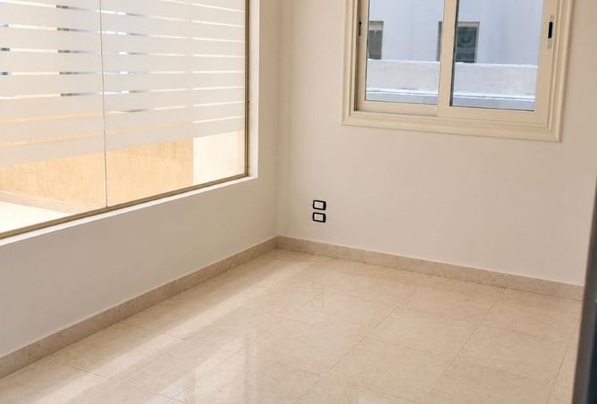 102913765 - Property Main Image