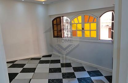 Apartment - 3 - 1 for sale in Khaled Ibn Al Walid St. - Miami - Hay Awal El Montazah - Alexandria