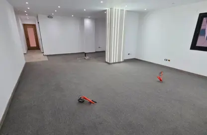 Office Space - 5 Bedrooms - 1 Bathroom for rent in Business Plaza - Ring Road - Zahraa El Maadi - Hay El Maadi - Cairo