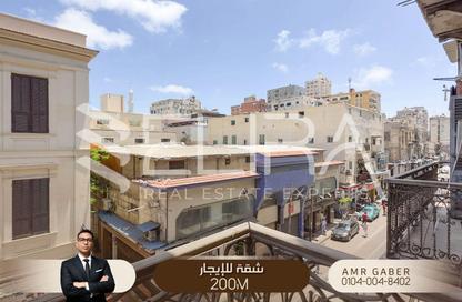 شقة - 6 غرف نوم - 1 حمام للايجار في شارع السبع بنات - المنشية - حي الجمرك - الاسكندرية