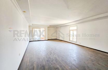Apartment - 3 Bedrooms - 2 Bathrooms for sale in Mohamed Fawzy Moaz St. - Smouha - Hay Sharq - Alexandria