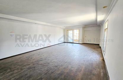Apartment - 3 Bedrooms - 2 Bathrooms for sale in Mohamed Fawzy Moaz St. - Smouha - Hay Sharq - Alexandria Apartment - 3 Bedrooms - 2 Bathrooms for sale in Mohamed Fawzy Moaz St. - Smouha - Hay Sharq - Alexandria