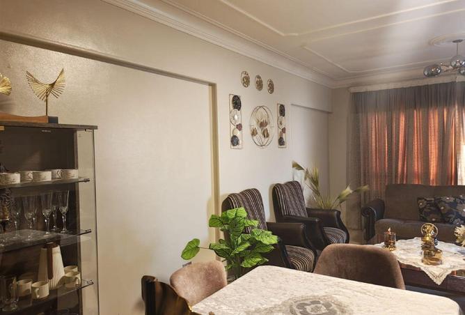 82610703 - Property Image 3