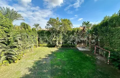 Villa - 4 Bedrooms - 5 Bathrooms for sale in Greens - 6th District - Sheikh Zayed City - Giza