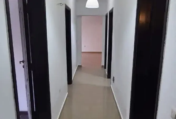 99812984 - Property Image 2