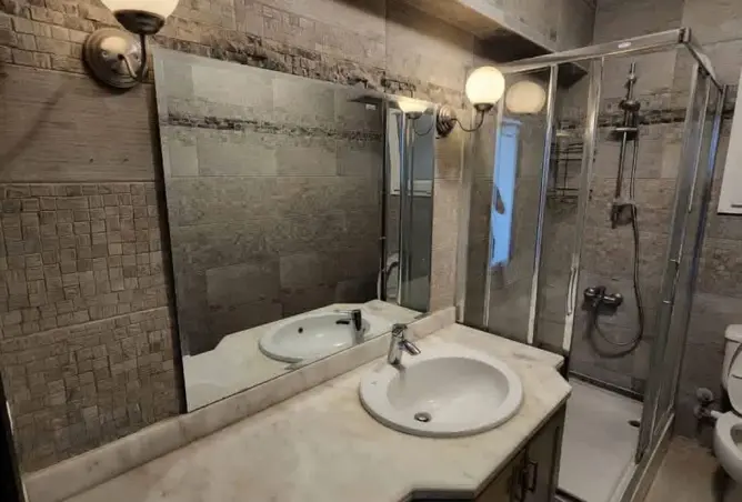 99812984 - Property Image 3