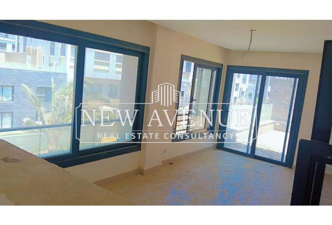 2P9APucEJto - Property Main Image