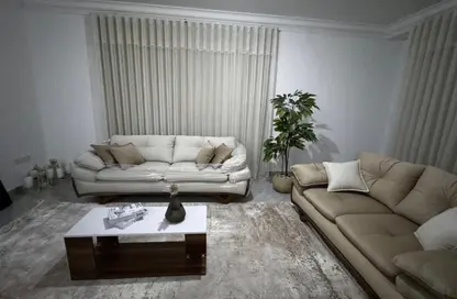 Apartment - 2 Bedrooms - 2 Bathrooms for rent in Area A - Ganoob El Acadimia - New Cairo City - Cairo