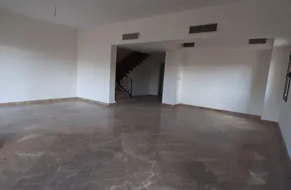 منزل مزدوج - 4 غرف نوم - 4 حمامات للايجار في ليفانا - اب تاون كايرو - المقطم - القاهرة