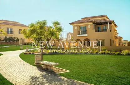 Apartment - 3 Bedrooms - 3 Bathrooms for sale in Hyde Park - New Cairo City - Cairo