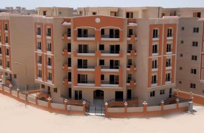 Apartment - 3 Bedrooms - 2 Bathrooms for sale in Tesla Residence - Al Wahat Road - 6 October City - Giza