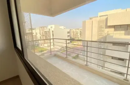 Penthouse - 3 Bedrooms - 2 Bathrooms for sale in Fifth Square - The 5th Settlement - New Cairo City - Cairo