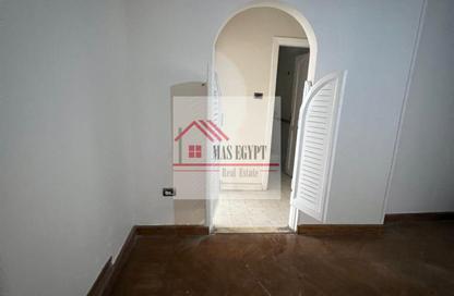 شقة - 3 غرف نوم - 2 حمامات للبيع في المهندسين - الجيزة