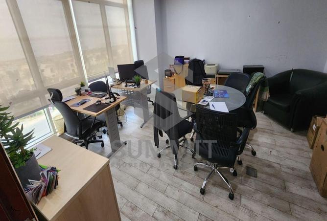 2OvnPmeV1e4 - Property Image 3