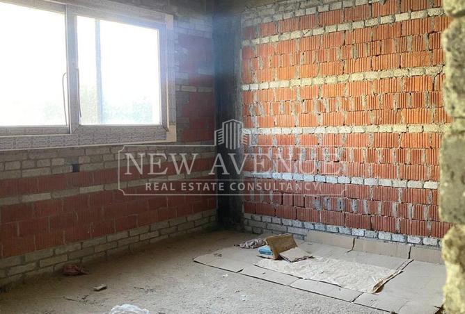 98827501 - Property Image 2